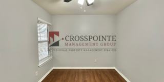 3 Bedroom 2 Bath Duplex at Mansion Creek in Tyler! 1/2 off first full months rent Gallery 15