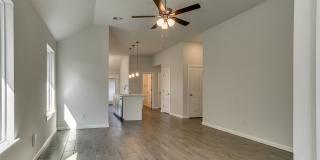 Stunning New Home! Gallery 5