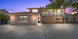2571 Vegas Valley Drive Gallery 53