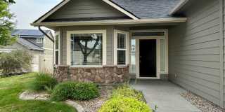Spacious Saddlebrook Home with Bonus Room, Office & No Rear Neighbors Gallery 1