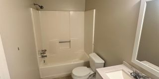 4 bedroom 2.5 bathroom Townhouse Gallery 15