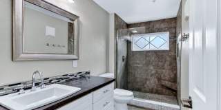 2119 Shadow View Circle Gallery 21