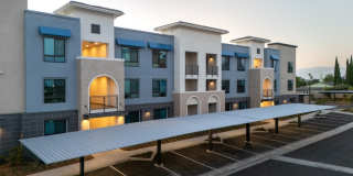 North Grove Gallery 76