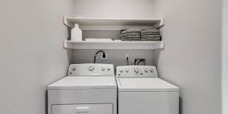 1935 CAMBRIDGE Street Gallery 24