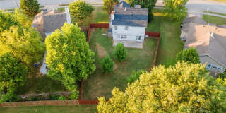 **BE THE LUCKY ONE TO LIVE IN THIS UPDATED NASHVILLE/ BELLEVUE HOME** Gallery 10