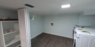 2953 MILES Avenue Gallery 32