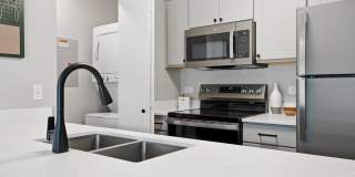 Deer Valley Apartments Gallery 12