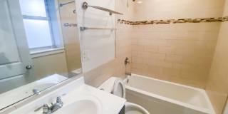 851 West Cornelia Ave. Apt. Gallery 29