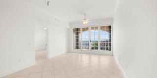 20 Orange Avenue Gallery 16