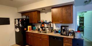 End Unit Apartment for Rent Gallery 5