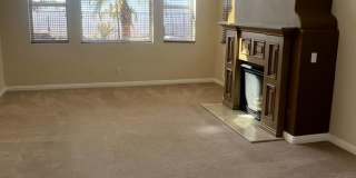 Spacious 4BR House in Riverside Gallery 22