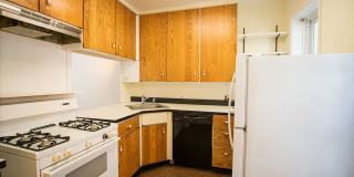 Two Bed Graduate Hospital Home Gallery 4