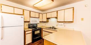 686 W Martha Street Gallery 4