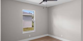 4611 SUNSET Boulevard Gallery 13