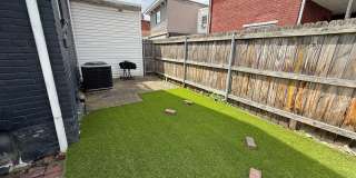 Modern Rental - South Side Gallery 19