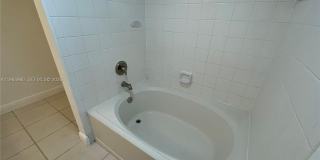 140 SW 117th Ave Gallery 10