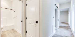 NOW LEASING - GALLERY GARDEN APTS Gallery 72