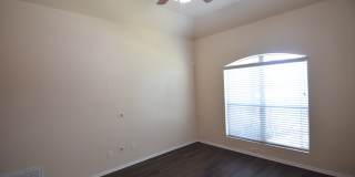 300 Curtis Dr Gallery 13