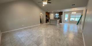 NEW ON MARKET Gallery 8