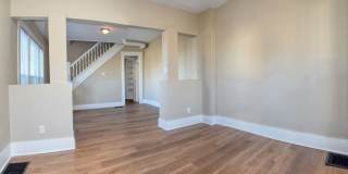 Newly Remodeled 3BR/1.5BA Townhome - Bates Hendricks Gallery 16