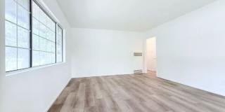 10565 Camarillo St Gallery 22
