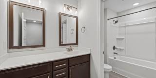 4 Bedroom Pet Friendly Home For Rent with Club House, Comm. Pool, & Comm Gym Access! Gallery 34