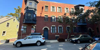 3 Bartlett St Gallery 1
