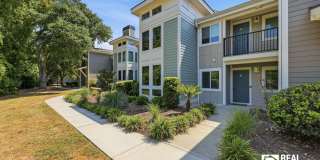 East Bridge Town Lofts Living | Prime Location Near Downtown Charleston Gallery 1