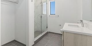 7410 KERCHEVAL Street Gallery 13