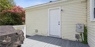 209 Woodstock Street Gallery 20