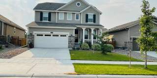 Charming 4BR House in Parker Gallery 1
