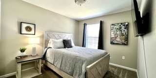 Brand New Home Walking distance to Spooky Nook Gallery 16