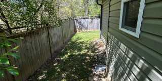 East Asheville - Contemporary Bungalow Gallery 42