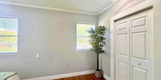 408 Broughton Street Gallery 22