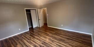 1725 Scarbrough Court Gallery 6