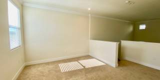ALMOST NEW, SUPER CLEAN 2 BED, 2.5 BATHS, WOOD FLOORS, STAINLESS STEEL APPLIANCES, CLUBHOUSE WITH POOL Gallery 35