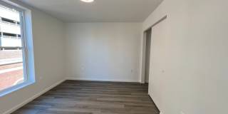 725 W Pratt Gallery 78