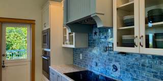 This gorgeous Bainbridge home is available with flexible lease terms starting July 10th Gallery 11