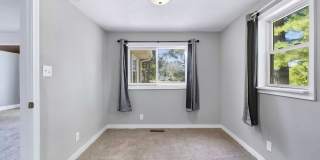 1219 Lawn Avenue Gallery 3