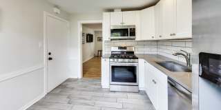 6407 N Normandy Avenue Gallery 8