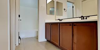 4703 E Waterman Street Gallery 12