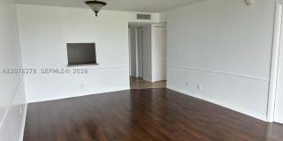 500 Executive Center Dr Gallery 1