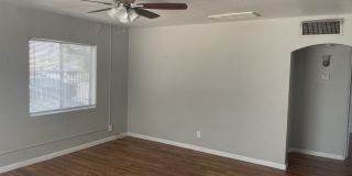 1216 W. Roosevelt Street #2 Gallery 14