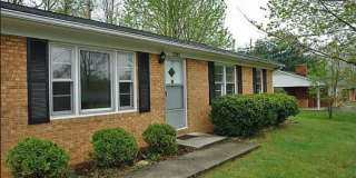 Lovely 3 bedroom ranch style home Gallery 1