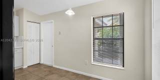 681 Thornridge Ave Gallery 14