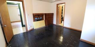 1 Bed/1 Bath Home steps from the Downtown Campus - Available Now, June, July or August! Gallery 11