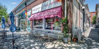 49 Franklin Avenue Gallery 60