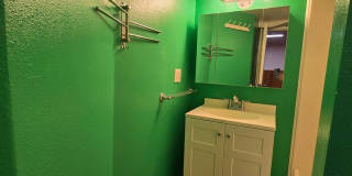 Spacious 4 Bedroom Home with Solar Panels, Fully Fenced Yard on Rimrock Rd Gallery 25
