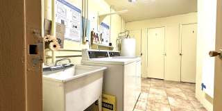 Gorgeous remodeled efficiency in Sea Towers off Duhme Road! Annual/Unfurnished in gated 55+ community Gallery 13