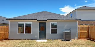 Brand New Stunning and Spacious 4 Bedroom 2 Bath Home in Mustang Schools Gallery 19